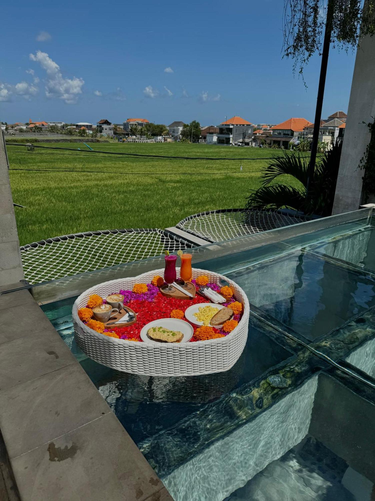 Canggu Hype Buitenkant foto